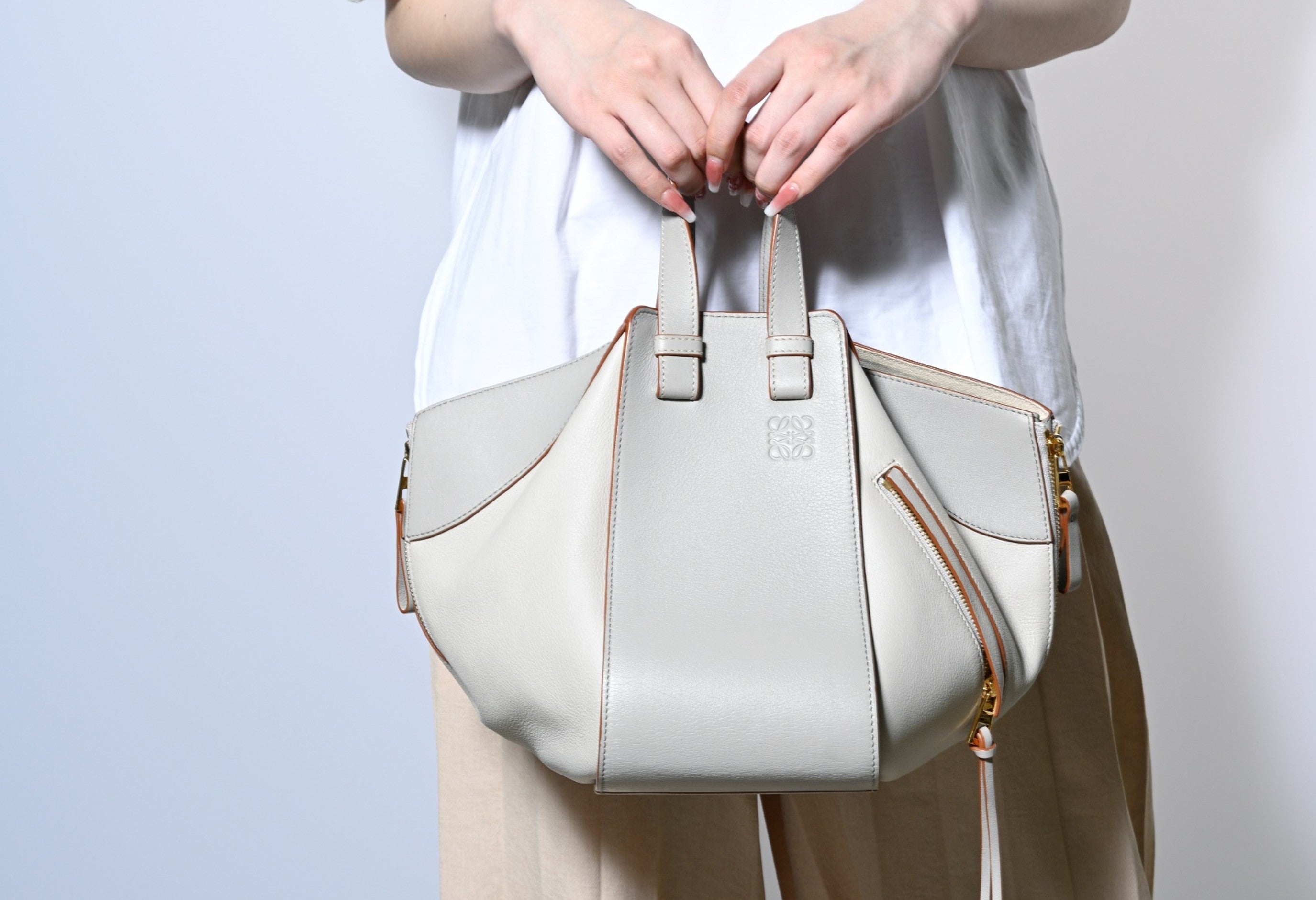 LOEWE ハンドバッグ　値下げ交渉可能 LOEWE（ロエベ）完全ガイド｜価格帯別アイテム紹介(バッグ、小物など
