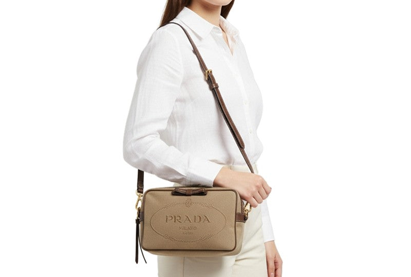 プラダ　PRADA 記載　人気モデル PRADA(プラダ)完全ガイド｜歴代名作で選ぶおすすめモデルとその理由