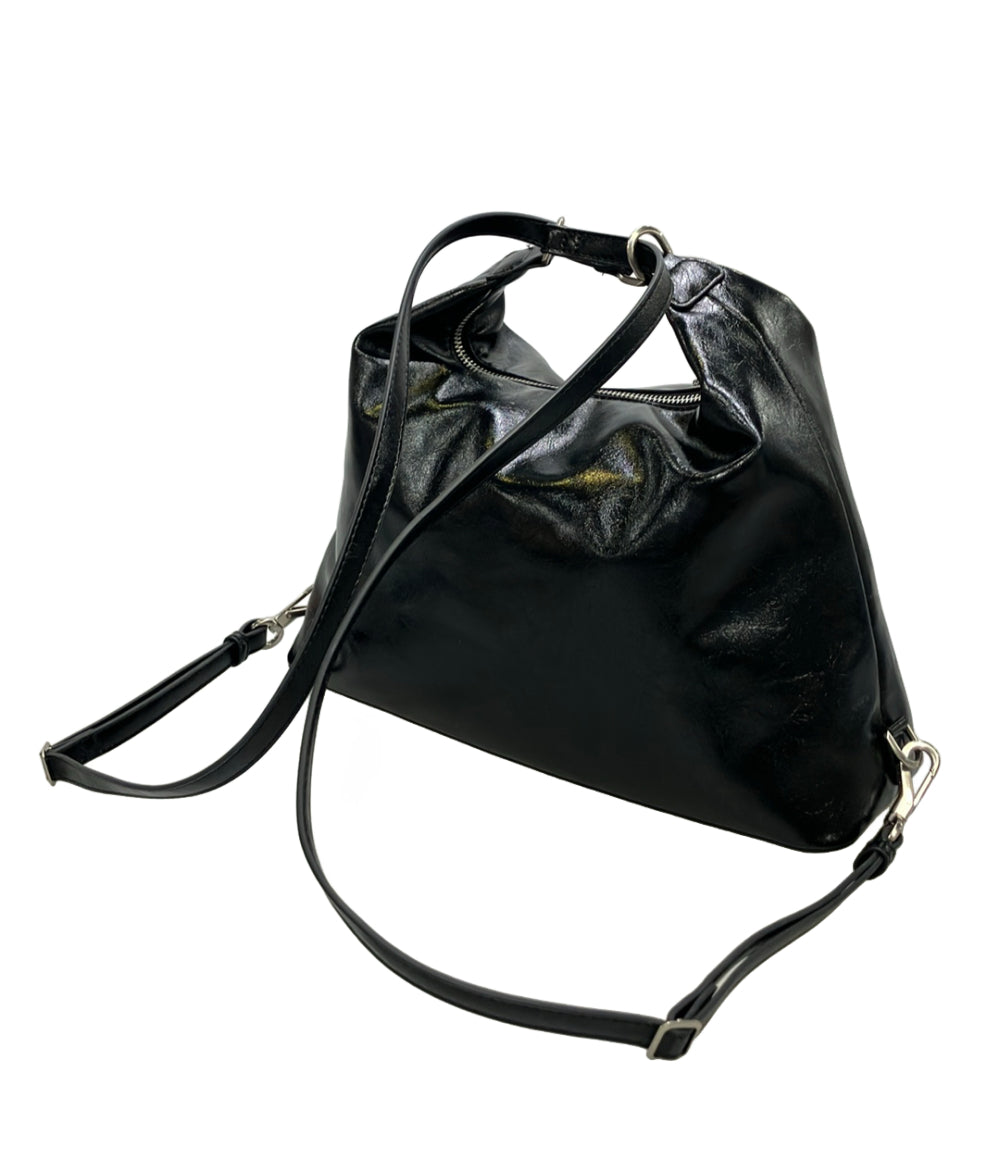 美品 CHARLES&KEITH ショルダーバッグ 肩掛け リュック レディース チャールズ&キース