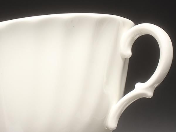 美品 ロイヤルドルトン カップ&ソーサー 2客セット ペア カスケード Royal Doulton