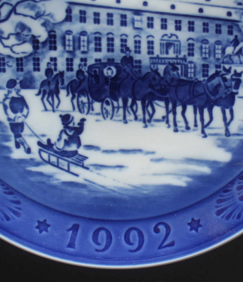 美品 Royal Copenhagen イヤープレート 飾り皿 18cm 1992 ロイヤルコペンハーゲン