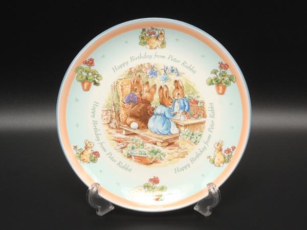 美品 WEDGWOOD バースデープレート 2001 皿 20cm ピーターラビット
