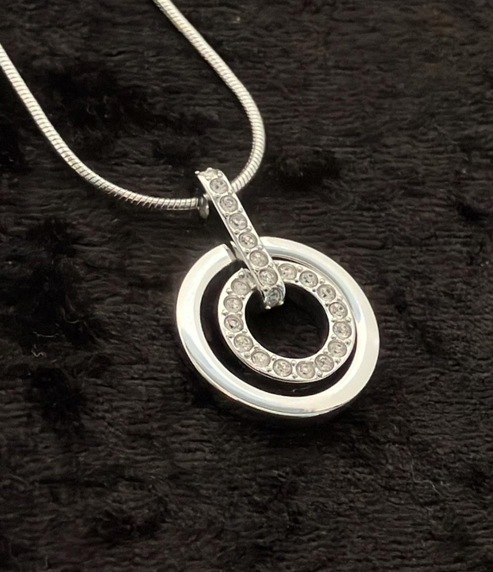 美品 スワロフスキー ネックレス レディース SWAROVSKI