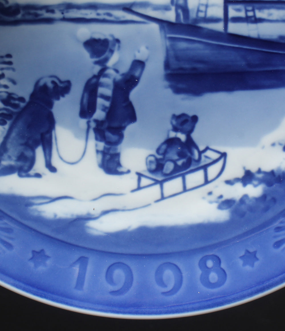 美品 Royal Copenhagen イヤープレート 飾り皿 18cm 1998 ロイヤルコペンハーゲン