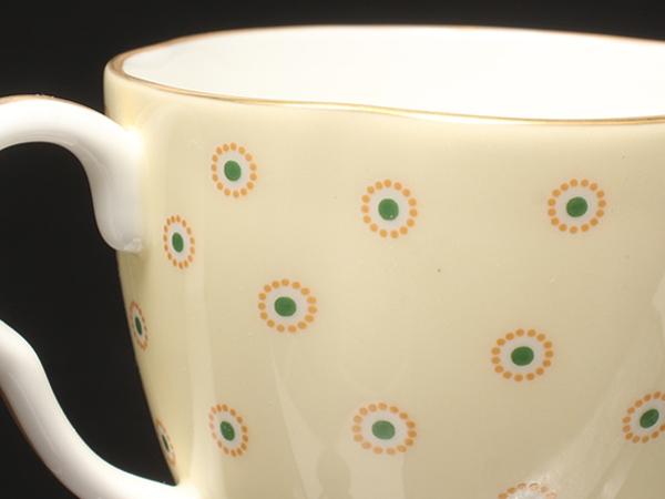美品 WEDGWOOD カップ&ソーサー ポルカドット イエロー ウエッジウッド