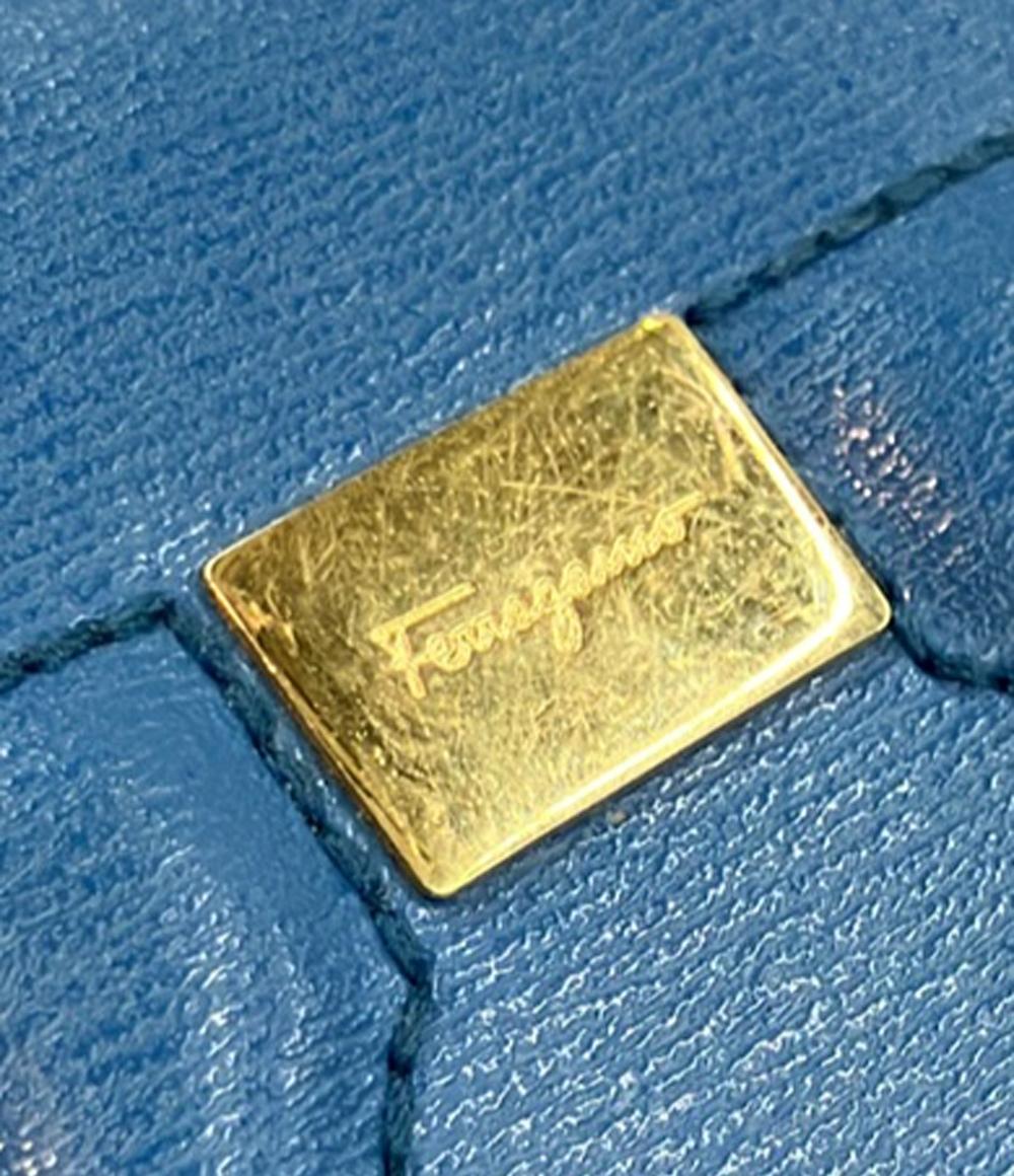 サルヴァトーレフェラガモ 二つ折り財布 ガンチーニ レディース Salvatore Ferragamo