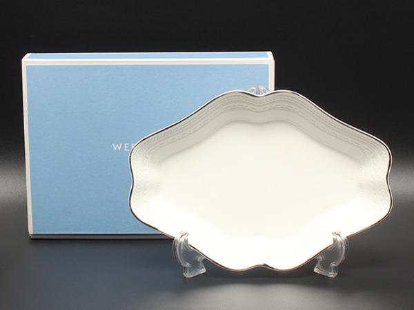 美品 WEDGWOOD ダイヤディッシュ 皿 22cm インタグリオ プラチナ