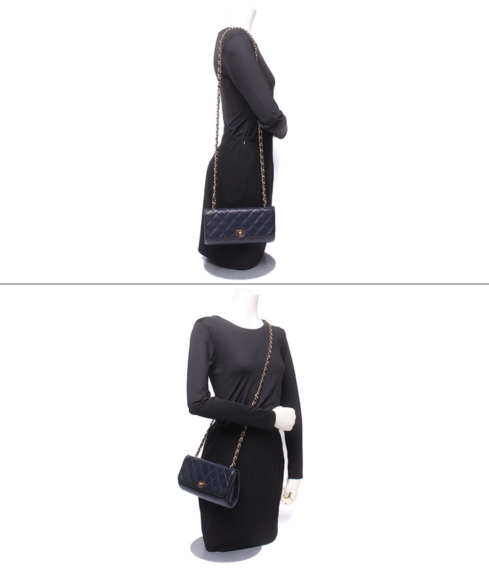 CHANEL チェーンショルダーバッグ 肩掛け 斜め掛け ゴールド金具 3番台 マトラッセ シングルフラップ シングルチェーン キャビアスキン レディース