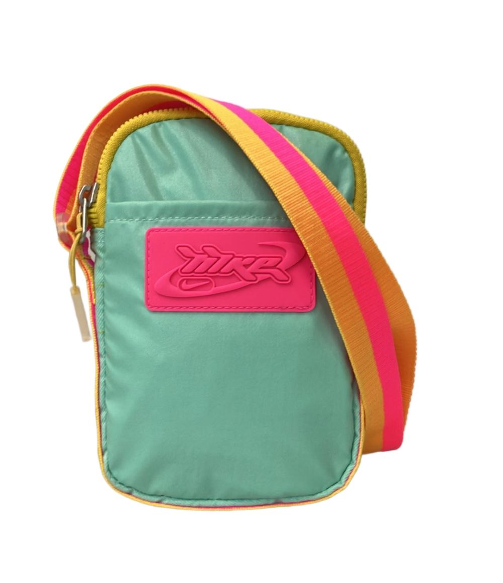 90's Nike ショルダーバッグ カーキ 90's Nike ショルダーバッグ カーキ