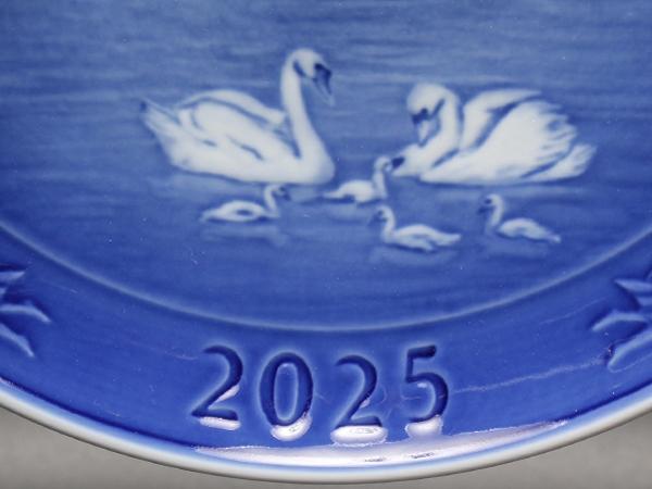 美品 Royal Copenhagen イヤープレート 飾り皿 18cm 2025 帝国劇場クロージング記念 ロイヤルコペンハーゲン