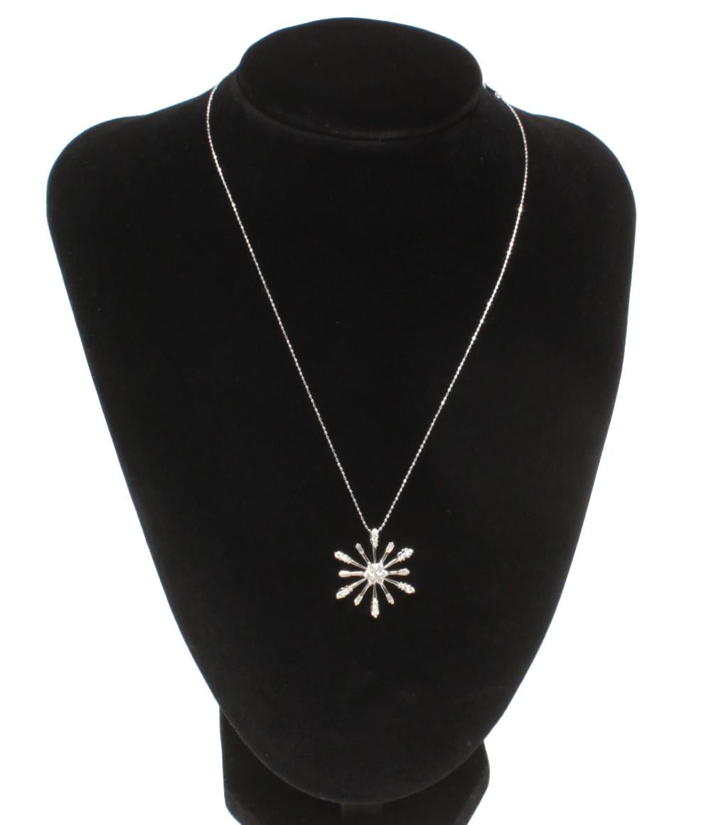 美品 ネックレス K18WG ダイヤ 0.70ct 雪モチーフ スノーモチーフ レディース