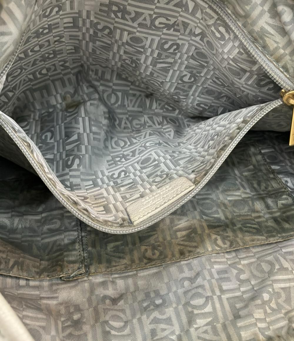 サルヴァトーレフェラガモ ショルダーバッグ 肩掛け ガンチーニ GG 21A054 レディース Salvatore Ferragamo