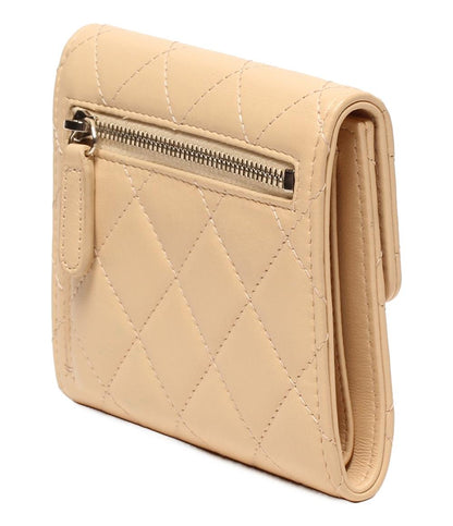 シャネル 三つ折り財布 シルバー金具 クラシックスモールフラップウォレット レディース CHANEL