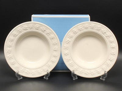 美品 WEDGWOOD スーププレート 皿 2点セット 23cm フェスティビティ アイボリー ウエッジウッド