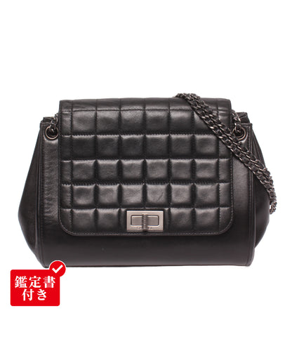 CHANEL チェーンショルダーバッグ 肩掛け 斜め掛け シルバー金具 6番台 チョコバー 2.55 レディース シャネル