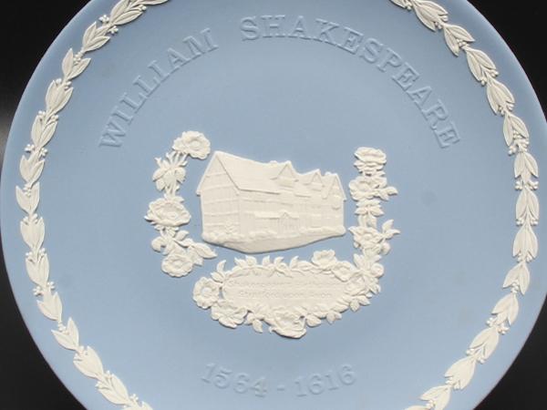 ウエッジウッド 記念プレート 飾り皿 21cm ジャスパー ウィリアム シェイクスピア WEDGWOOD