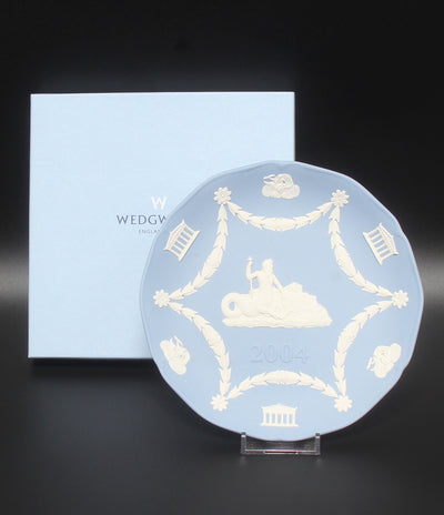 WEDGWOOD イヤープレート 飾り皿 18cm 2004 ウェッジウッド
