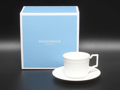 美品 WEDGWOOD デミタスカップ＆ソーサー インタグリオ ウエッジウッド