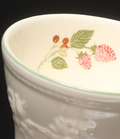 美品 WEDGWOOD マグカップ 2点セット ペア フェスティビティ ラズベリー ウエッジウッド
