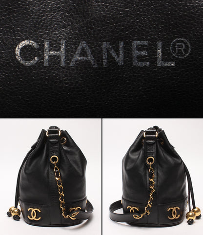 CHANEL チェーンショルダーバッグ 肩掛け ゴールド金具 巾着 ラムスキン トリプルココマーク 2番台 レディース シャネル