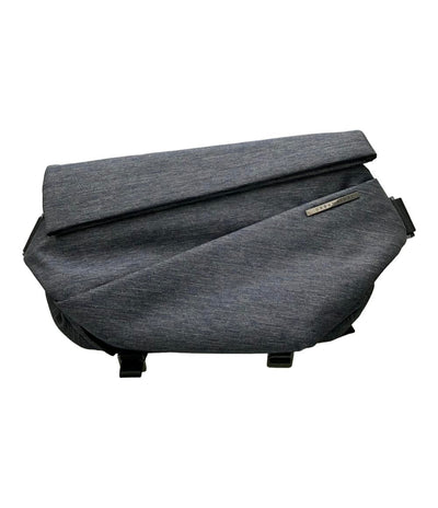 美品 NIID ボディバッグ Radiant R1 Urban Sling メンズ ニード