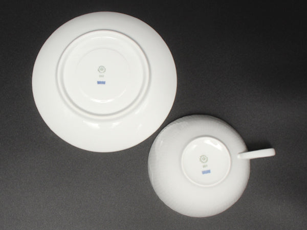 美品 Royal Copenhagen カップ＆ソーサー ホワイトフルーテッド ハーフレース ロイヤルコペンハーゲン