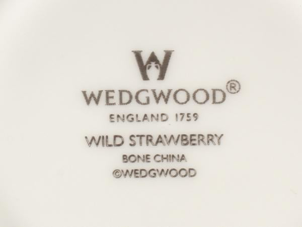 美品 ウェッジウッド カップ＆ソーサー ワイルドストロベリー WEDGWOOD