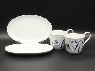 美品 Royal Copenhagen マグカップ オーバルディッシュ 4点セット ブルーフルーテッドプレイン アルファベット A K ロイヤルコペンハーゲン