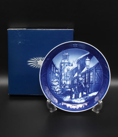 美品 Royal Copenhagen イヤープレート 飾り皿 18cm 1996 ロイヤルコペンハーゲン