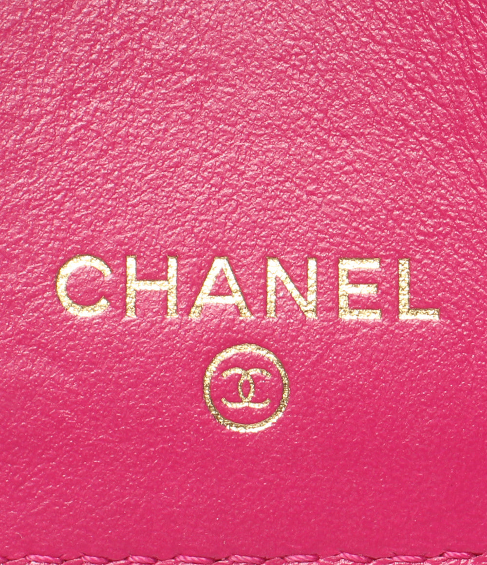 CHANEL 三つ折り財布 ゴールド金具 キャビアスキン マトラッセ ランダム番台 レディース シャネル