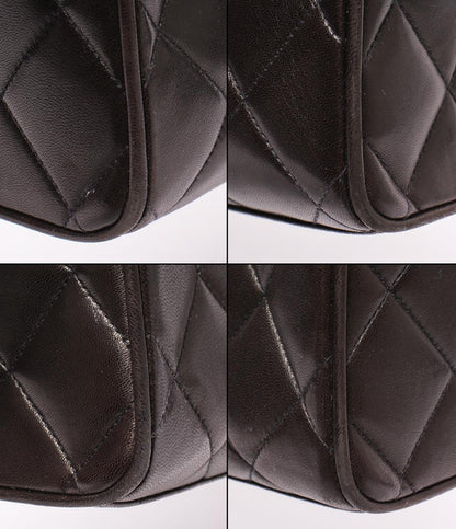 CHANEL ショルダーバッグ ラムスキン ゴールド金具  2番台 肩掛け マトラッセ レディース シャネル