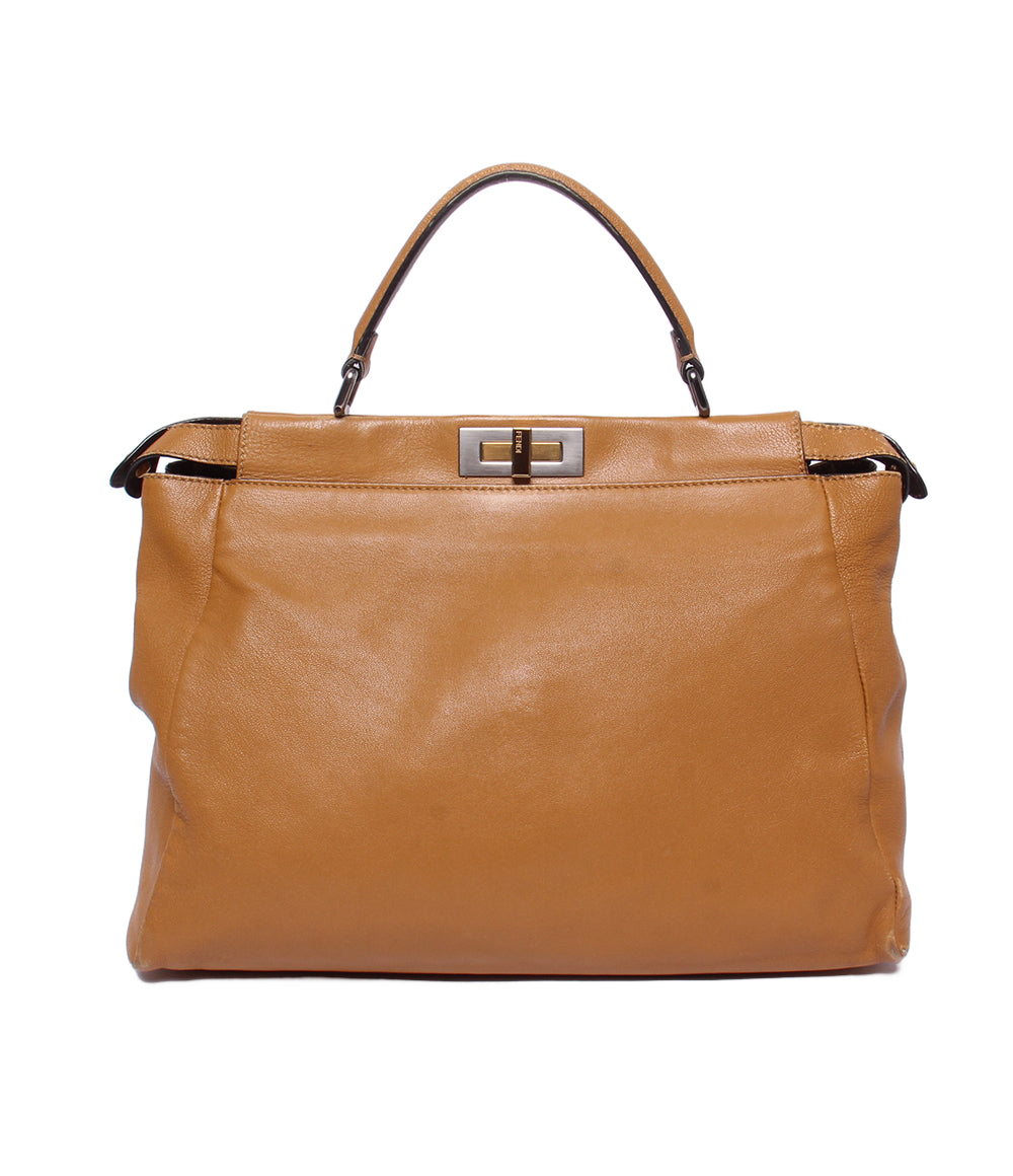 FENDI 2WAY ハンドバッグ ショルダーバッグ 肩掛け ピーカブー レディース フェンディ