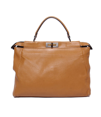 FENDI 2WAY ハンドバッグ ショルダーバッグ 肩掛け ピーカブー レディース フェンディ
