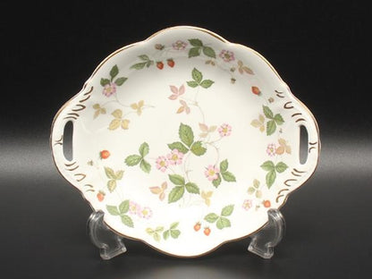 美品 ウエッジウッド ウィンザートレイ 皿 20cm ワイルドストロベリー WEDGWOOD