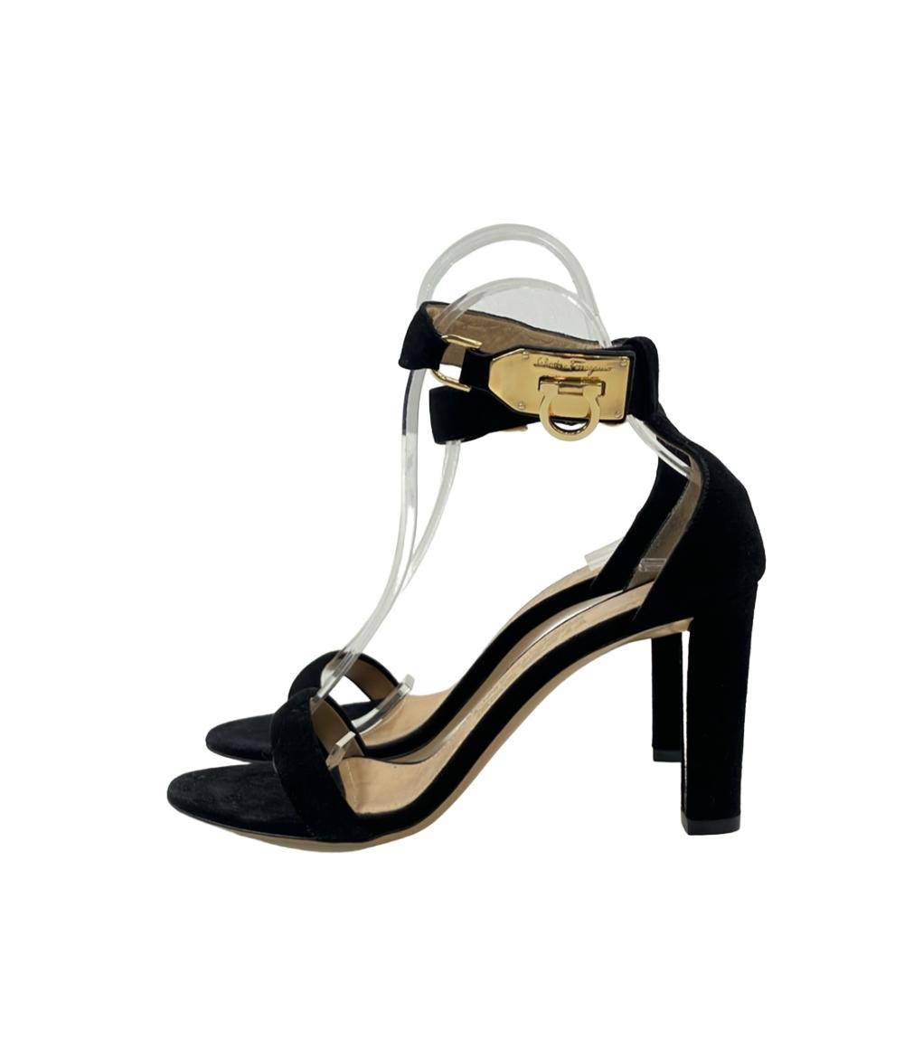 Salvatore Ferragamo アンクルストラップサンダル ガンチーニ