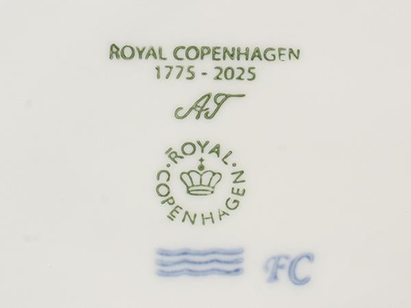 美品 Royal Copenhagen イヤープレート 飾り皿 18cm 1775-2025