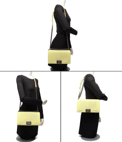 シャネル チェーンショルダーバッグ 肩掛け 斜め掛け ヴィンテージシルバー金具 Vステッチ ボーイシャネル レディース CHANEL