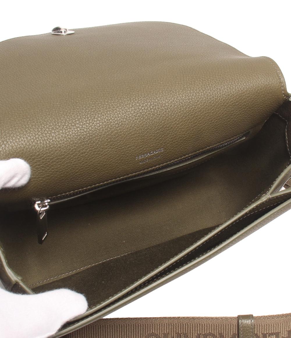 美品 Salvatore Ferragamo ショルダーバッグ 斜め掛け DH-24 1588 レディース サルヴァトーレフェラガモ