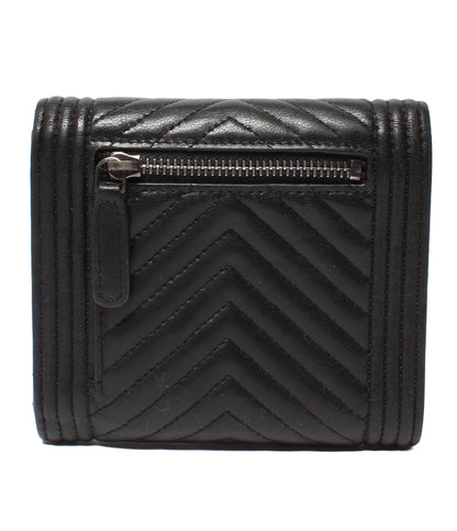 CHANEL 二つ折り財布 31番台 シェブロン Vステッチ シルバー金具 ボーイシャネル レディース シャネル