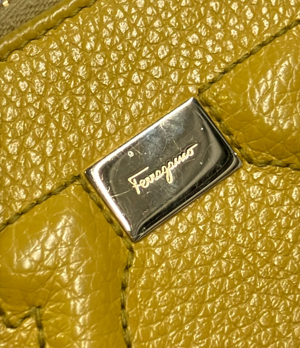 Salvatore Ferragamo ラウンドファスナー長財布 ガンチーニ レディース サルヴァトーレフェラガモ