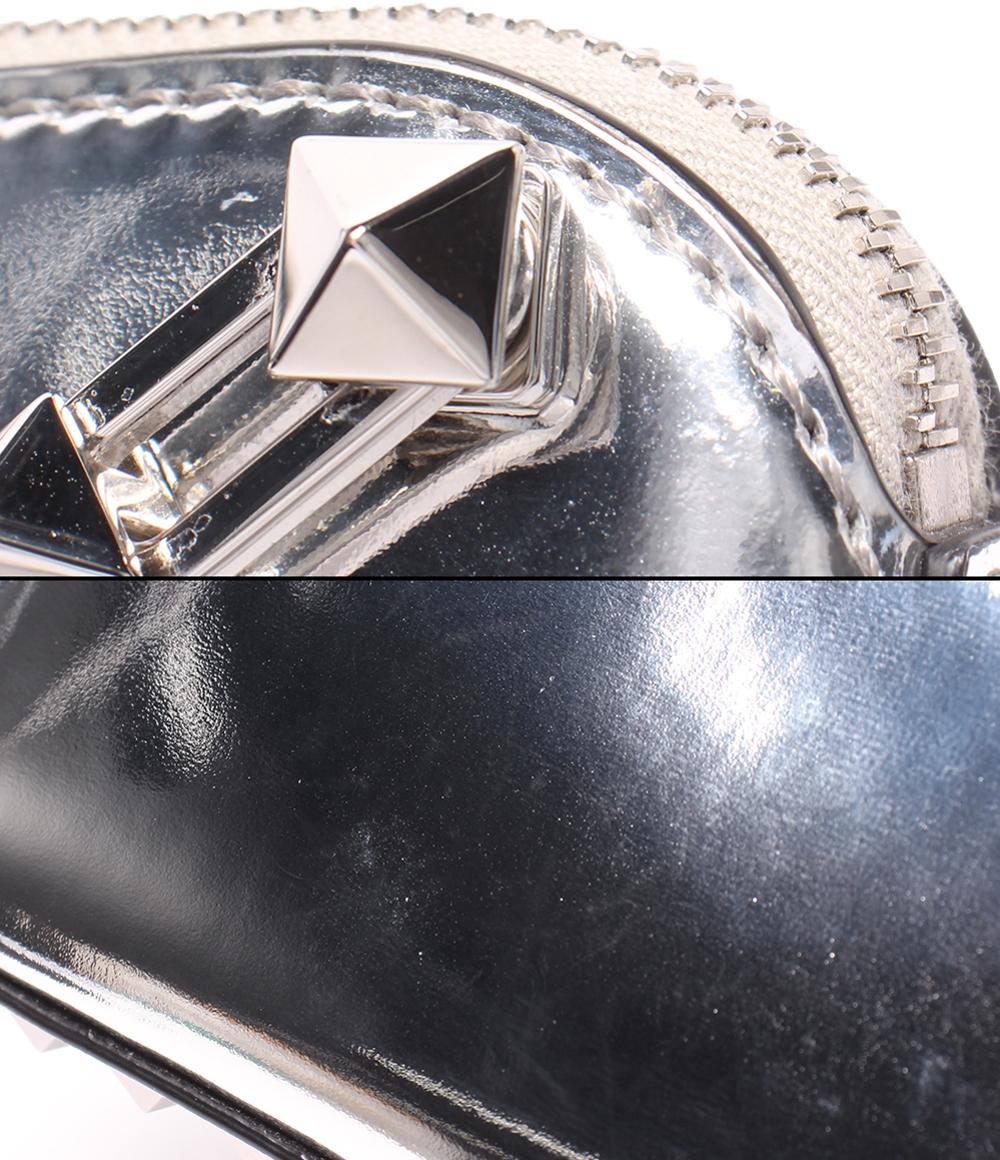 Valentino Garavani 2WAYクラッチバッグ ショルダーバッグ 斜め掛け ロックスタッズ レディース ヴァレンティノ・ガラヴァーニ
