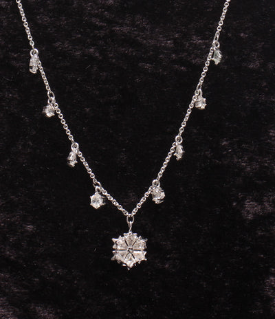 美品 SWAROVSKI ネックレス 雪モチーフ レディース スワロフスキー