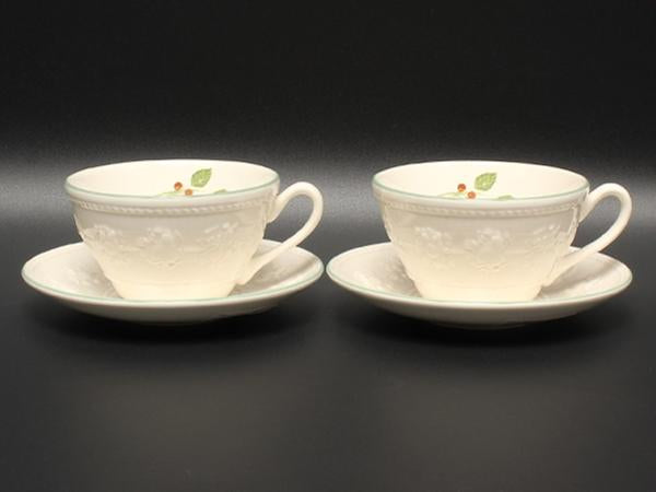 美品 ウエッジウッド カップ＆ソーサー 2客セット ペア フェスティビティ ラズベリー WEDGWOOD