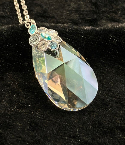 美品 スワロフスキー ネックレス しずくモチーフ レディース SWAROVSKI