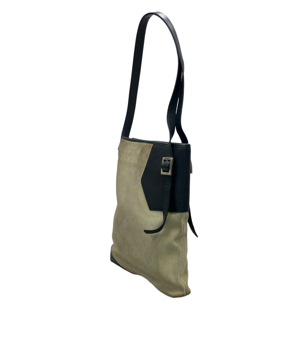 LOEWE ショルダーバッ肩掛け レディース ロエベ