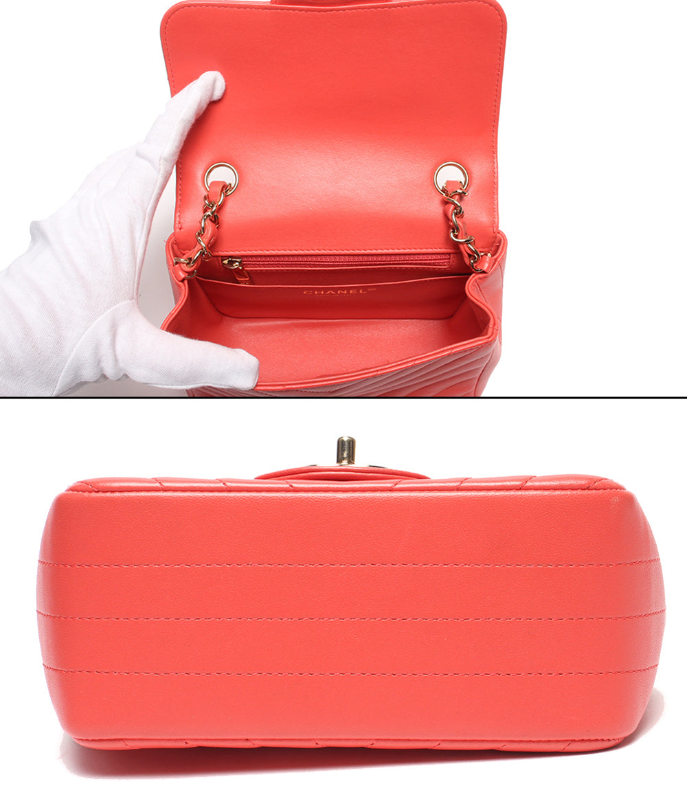 CHANEL チェーンショルダーバッグ 肩掛け ゴールド金具 Vステッチ シングルチェーン シングルフラップ シェブロン ラムスキン A35200 レディース