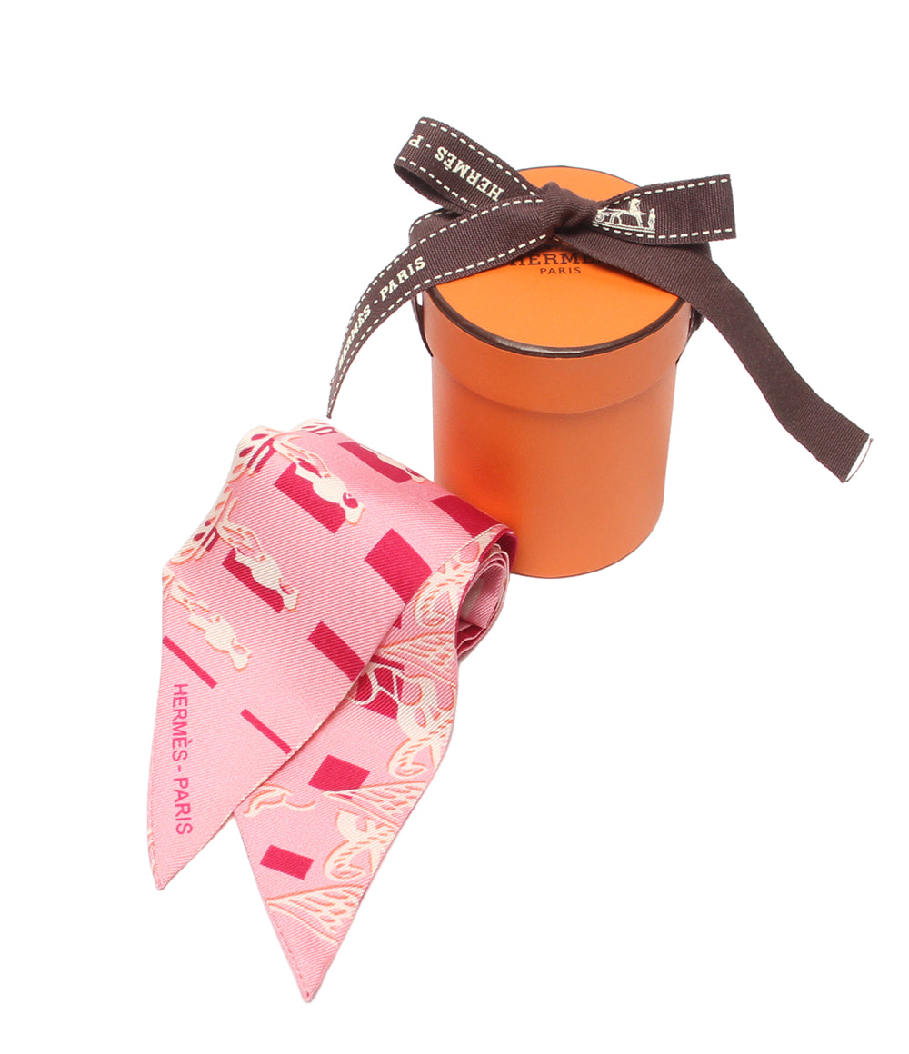 美品 HERMES スカーフ シルク100％ ツイリー レディース エルメス
