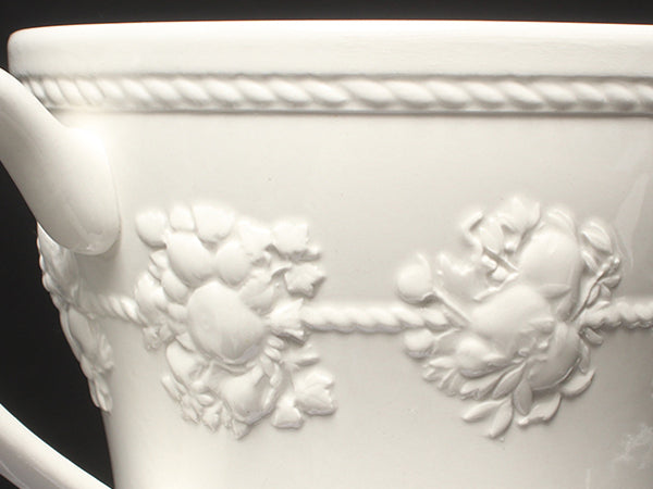 美品 WEDGWOOD マグカップ 2点セット ペア フェスティビティ アイボリー ウエッジウッド