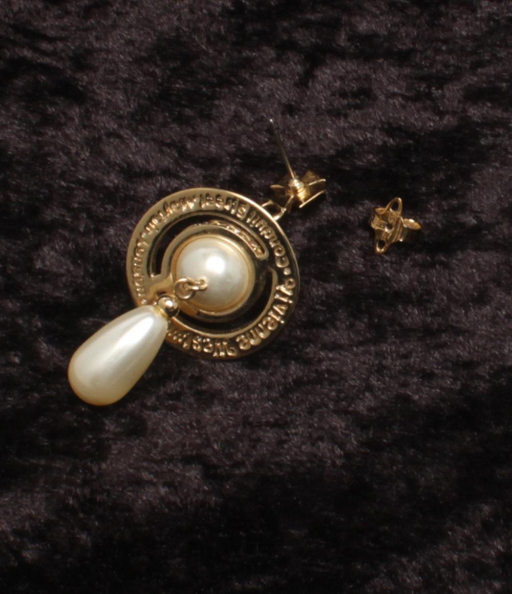 美品 Vivienne Westwood 片耳ピアス オーヴ シングル レディース ヴィヴィアンウエストウッド