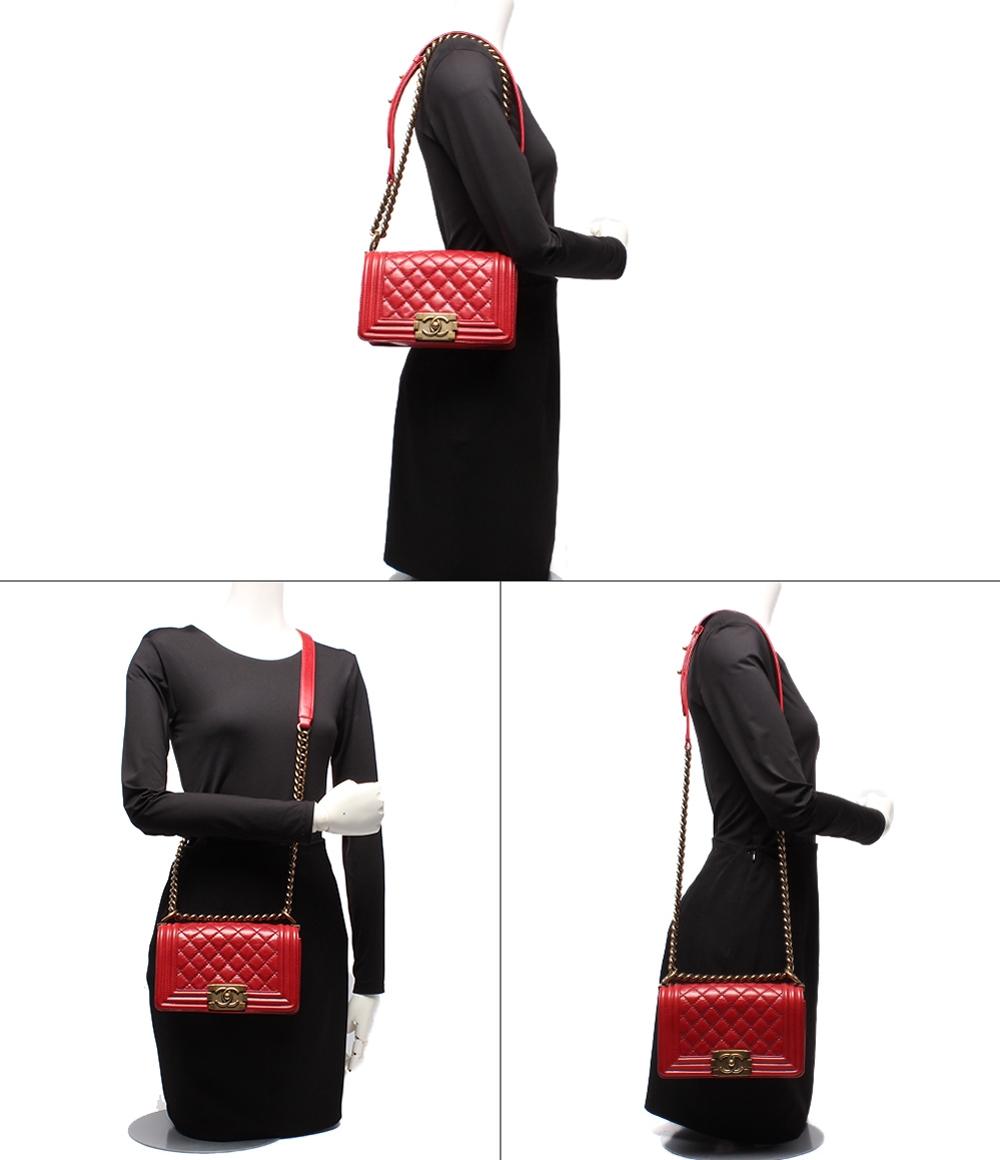 CHANEL チェーンショルダーバッグ ゴールド金具 マトラッセ レディース シャネル ボーイシャネル